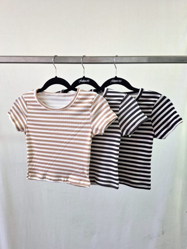 REMERA CUELLO REDONDO U MORLEY RAYADO MANGA CORTA 2026 - Imagen 5