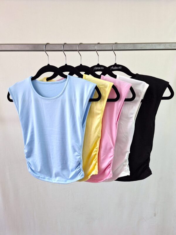 Remera manga japonesa frunce al costado modal soft 2026 - Imagen 4