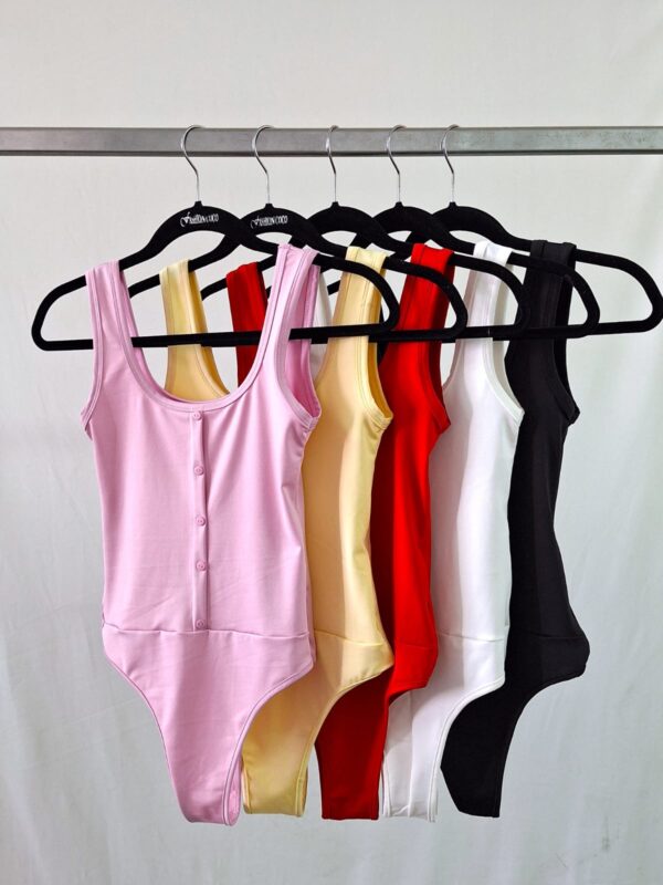 Body con boton microfibra 2026 - Imagen 6